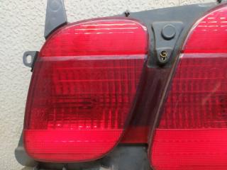 Вставка между стопов правая задняя TOYOTA GRAND HIACE VCH10 2699 3 ракурс