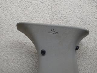 Накладка на стойку кузова правая задняя TOYOTA VELLFIRE AGH30 6255058100 3 ракурс