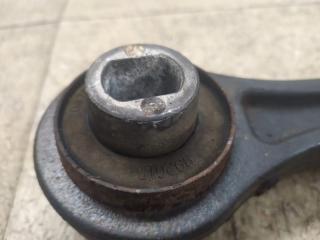 Рычаг правый передний CHRYSLER 300C LX EGG 04782561AE 2 ракурс