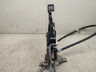 Педаль ручника TOYOTA CAMRY AVV50 2AR-FXE 3 ракурс Педаль ручника TOYOTA CAMRY AVV50 2AR-FXE 3 ракурс