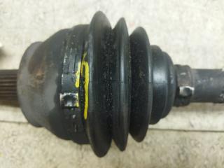 Привод правый передний ALFA ROMEO 147 937 3 ракурс Привод правый передний ALFA ROMEO 147 937 3 ракурс