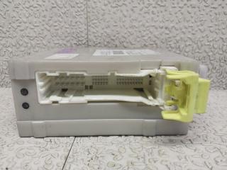 Блок предохранителей LEXUS LS460 USF40 1UR-FSE 82730-50471 3 ракурс