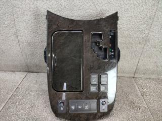 Консоль кпп LEXUS LS460 USF40 1UR-FSE 1A8H5-010G 1 ракурс Консоль кпп LEXUS LS460 USF40 1UR-FSE 1A8H5-010G 1 ракурс