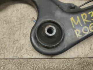 Рычаг правый задний SUZUKI HUSTLER MR31S R06A 2 ракурс Рычаг правый задний SUZUKI HUSTLER MR31S R06A 2 ракурс