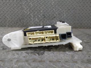 Блок предохранителей  TOYOTA VELLFIRE AGH35 ,89221-58110 ,89221-58110 1 ракурс