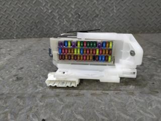 Блок предохранителей TOYOTA VELLFIRE AGH35 89221-58110 2 ракурс