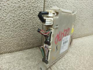 Блок предохранителей TOYOTA MARK X GRX130 82730-22260 4 ракурс