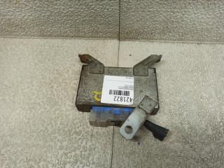 Блок управления акпп NISSAN SERENA KVC23 31036 1C300 2 ракурс