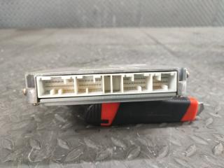 Блок управления efi TOYOTA HILUX SURF RZN180 3RZ-FE 89661-3D680 3 ракурс