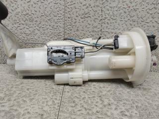 Топливный насос SUZUKI EVERY DA17V 15100-64P00 5 ракурс Топливный насос SUZUKI EVERY DA17V 15100-64P00 5 ракурс