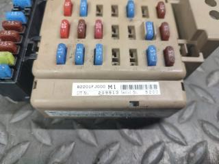 Блок предохранителей SUBARU IMPREZA GJ6 82201FJ000 3 ракурс