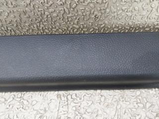 Накладка на порог салона правая передняя SUBARU LEVORG VM4 94060FJ050 2 ракурс