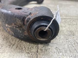 Рычаг правый передний NISSAN CARAVAN VWME25 ZD30 2 ракурс