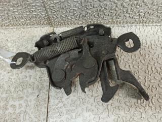Замок капота NISSAN LAFESTA B30 MR20DE 5 ракурс
