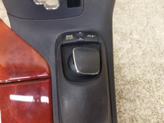 Консоль кпп LEXUS RX270 AGL10 GN621-09910 3 ракурс Консоль кпп LEXUS RX270 AGL10 GN621-09910 3 ракурс