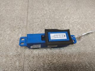 Электронный блок LEXUS LS600H UVF45 2UR-FSE 88051-22010 1 ракурс