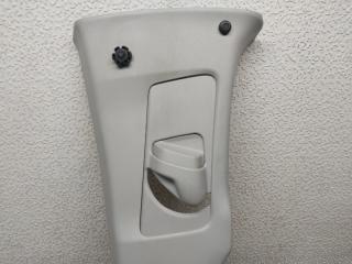 Накладка на стойку кузова правая TOYOTA VELLFIRE AGH30 62410-58050 3 ракурс
