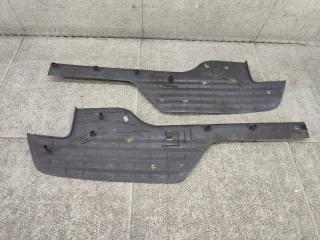 Накладка на бампер задняя CADILLAC ESCALADE GMT820 15206905 3 ракурс
