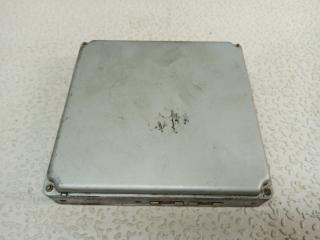 Блок управления efi NISSAN LAUREL HC35 RB20DE 237405L301 3 ракурс