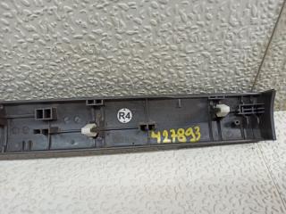 Накладка на торпеду правая LEXUS LS460 USF40 55472-50020 4 ракурс