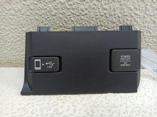 Разъем HONDA CIVIC FC1 77240-TBA-A0 1 ракурс
