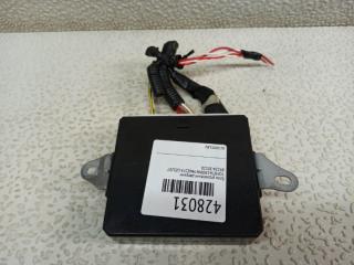 Блок управления дверьми TOYOTA CROWN MAJESTA UZS207 89224-30120 2 ракурс