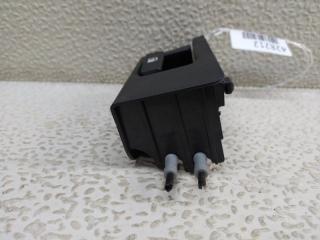 Ручка открытия багажника TOYOTA CAMRY AVV50 3 ракурс