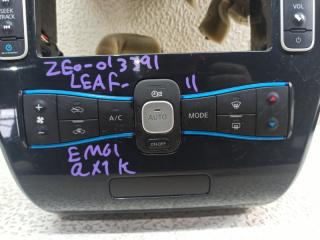 Климат-контроль NISSAN LEAF ZE0 EM61 27500 3NC0B 4 ракурс
