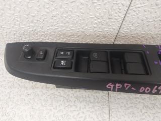 Блок упр. стеклоподьемниками правый передний SUBARU IMPREZA GP7 FB20 94263FJ000 3 ракурс Блок упр. стеклоподьемниками правый передний SUBARU IMPREZA GP7 FB20 94263FJ000 3 ракурс