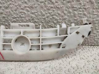 Крепеж бампера правый задний TOYOTA RACTIS NSP120 52575-52120 2 ракурс