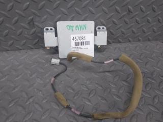 Антенна TOYOTA PRIUS NHW20 1NZ-FXE 86860-47060 3 ракурс
