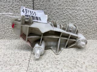 Крепеж бампера правый задний TOYOTA RACTIS NSP120 52562-52050 5 ракурс