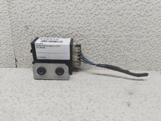 Блок предохранителей NISSAN TERRANO WBYD21 TD27T 2851083G00 2 ракурс
