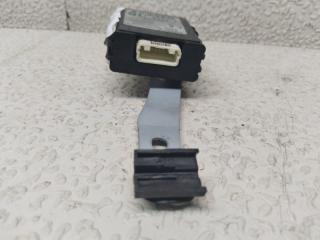 Блок управления дверьми TOYOTA PRIUS NHW20 89991-47030 4 ракурс