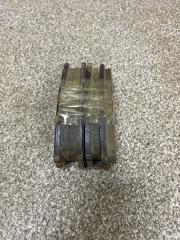 Тормозные колодки передние MITSUBISHI LEGNUM EA1W 4G93 1 ракурс