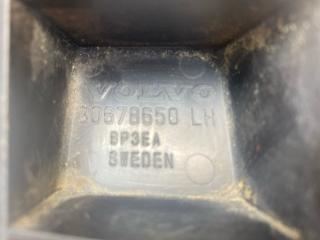 Крепеж бампера левый задний VOLVO V70 30678650 5 ракурс