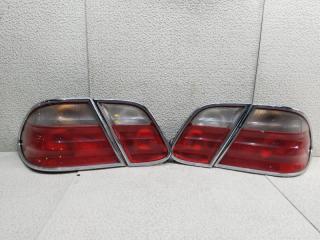 Стоп-сигнал задний MERCEDES-BENZ CLK-CLASS C208 2088200164 1 ракурс