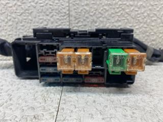 Блок предохранителей NISSAN MARCH K11 7124-6779 3 ракурс