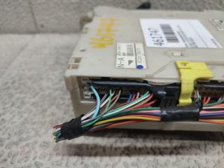 Блок предохранителей LEXUS IS250 GSE20 4GR-FSE 82730-53010 5 ракурс