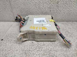 Блок предохранителей LEXUS IS250 GSE20 4GR-FSE 82730-53030 3 ракурс