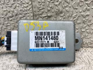 Блок предохранителей MITSUBISHI ECLIPSE D53A 6G72 MN141480 2 ракурс