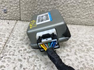 Блок предохранителей MITSUBISHI ECLIPSE D53A 6G72 MN141480 4 ракурс