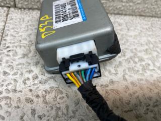 Блок предохранителей MITSUBISHI ECLIPSE D53A 6G72 MN141480 5 ракурс