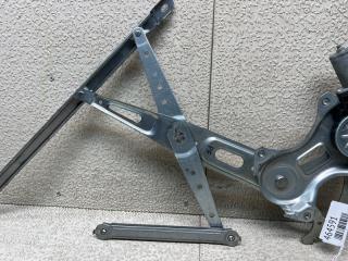 Стеклоподъемник левый передний TOYOTA PRIUS ZVW50 85720-47140 3 ракурс