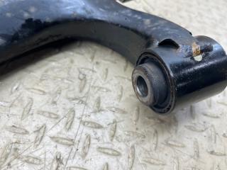 Рычаг левый передний SUBARU IMPREZA GE7 EJ203 3 ракурс Рычаг левый передний SUBARU IMPREZA GE7 EJ203 3 ракурс