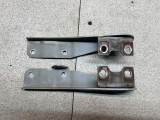 Петля капота MITSUBISHI EK WAGON H81W 1 ракурс Петля капота MITSUBISHI EK WAGON H81W 1 ракурс