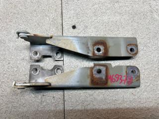 Петля капота MITSUBISHI EK WAGON H81W 4 ракурс Петля капота MITSUBISHI EK WAGON H81W 4 ракурс