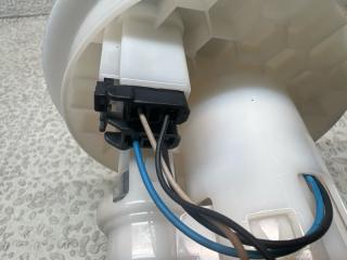 Топливный насос SUZUKI SPACIA MK53S R06A 15100-63R02 2 ракурс
