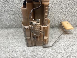 Топливный насос NISSAN PRESAGE TNU31 QR25DE 2 ракурс