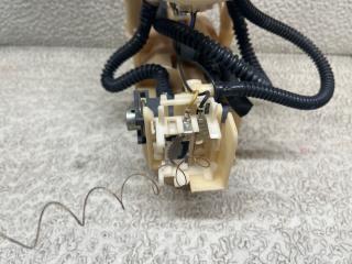 Топливный насос HONDA FIT GD2 L13A 17708-SAB-003 2 ракурс